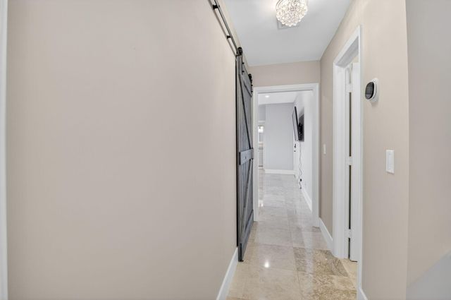 122 Andrews Avenue B, Delray Beach, FL 33483
