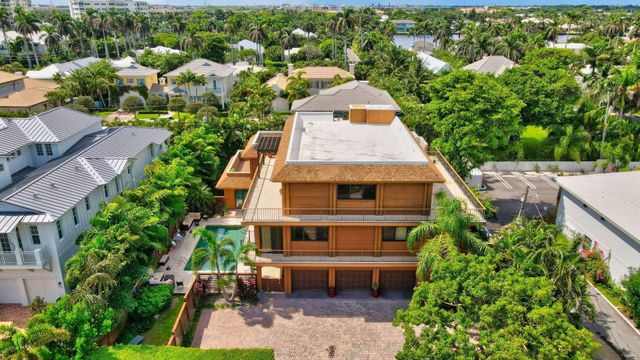 122 Andrews Avenue B, Delray Beach, FL 33483