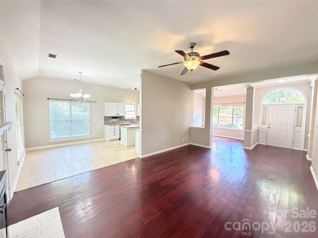 8536 Albury Walk Lane, Charlotte, NC 28277