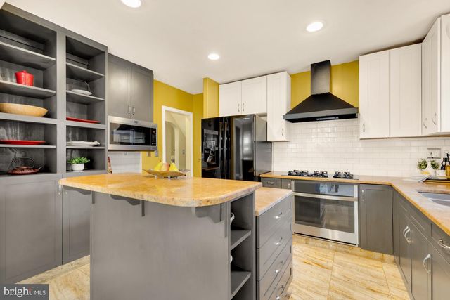 5755 26TH ST NW, Washington, DC 20015