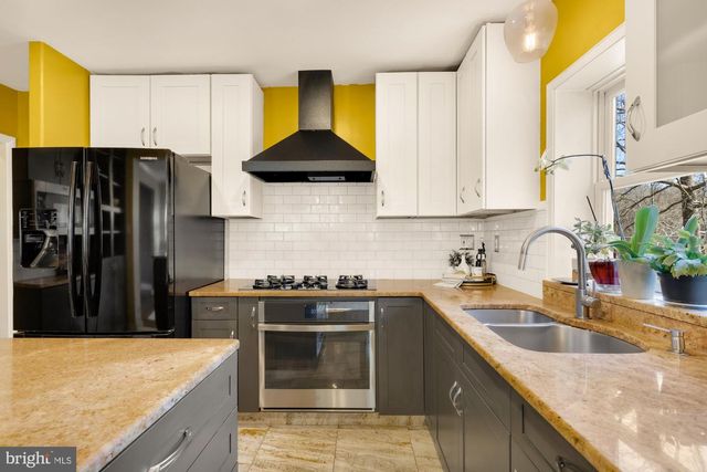 5755 26TH ST NW, Washington, DC 20015