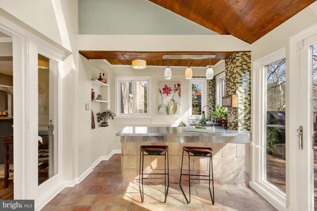 5755 26TH ST NW, Washington, DC 20015