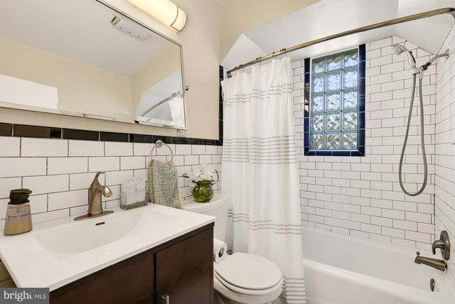 5755 26TH ST NW, Washington, DC 20015