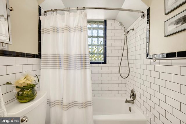 5755 26TH ST NW, Washington, DC 20015