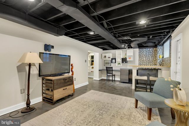 5755 26TH ST NW, Washington, DC 20015