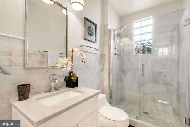 5755 26TH ST NW, Washington, DC 20015