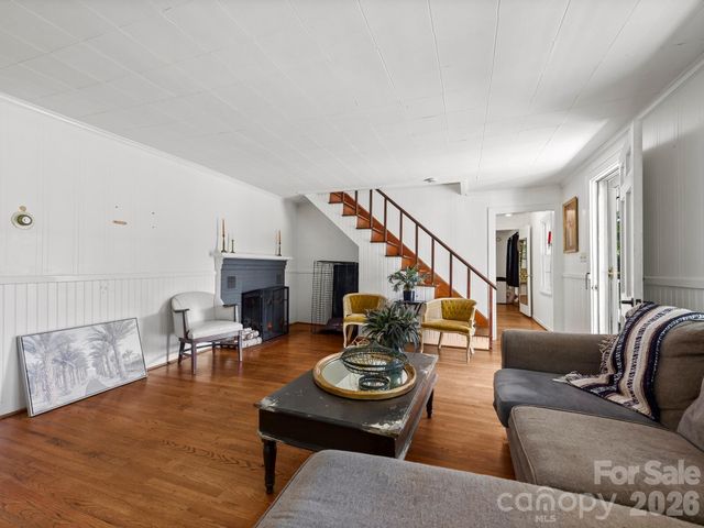 689 S Trade Street, Tryon, NC 28782