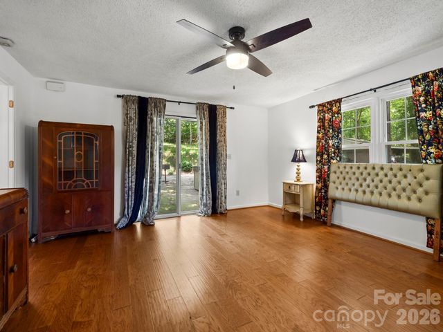 689 S Trade Street, Tryon, NC 28782
