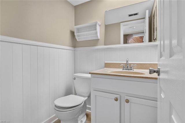 616 Pine Lake DR, Virginia Beach, VA 23462