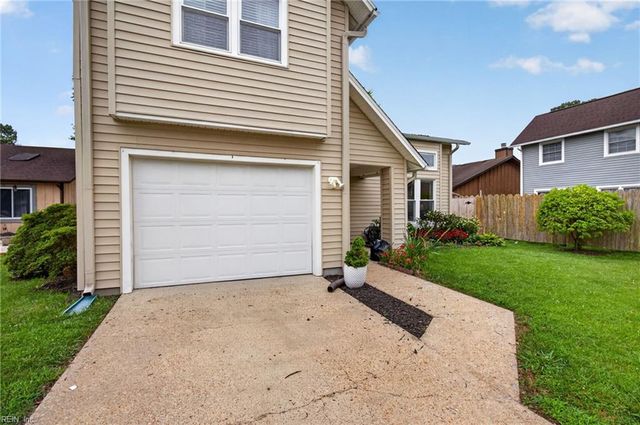 616 Pine Lake DR, Virginia Beach, VA 23462