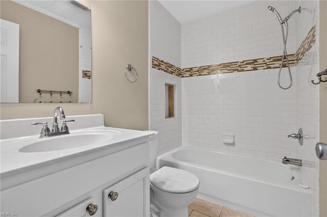 616 Pine Lake DR, Virginia Beach, VA 23462