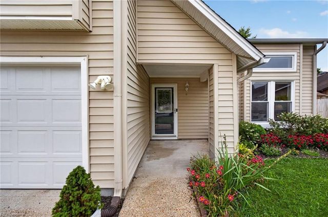 616 Pine Lake DR, Virginia Beach, VA 23462