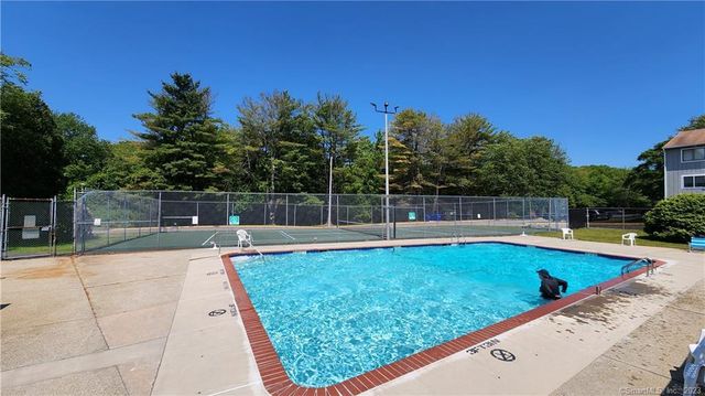 74 Buddington Road 6, Groton, CT 06340