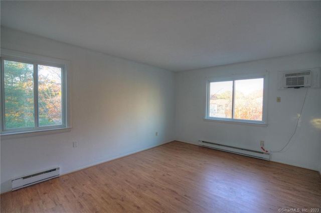 74 Buddington Road 6, Groton, CT 06340