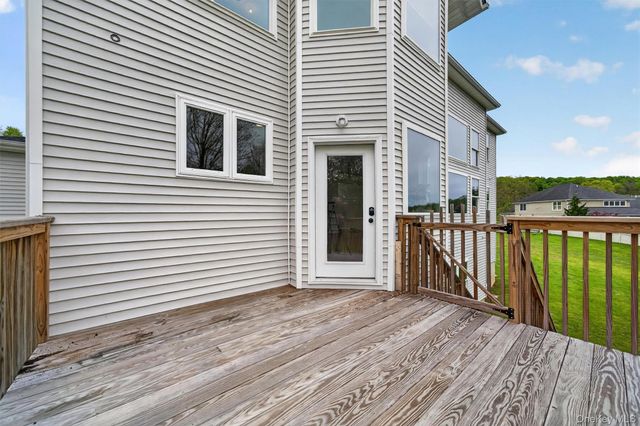 66 Pin Oak Drive, New Windsor, NY 12553