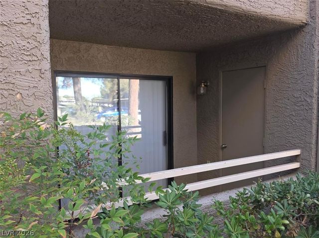 5052 South Rainbow Boulevard 106, Las Vegas, NV 89118