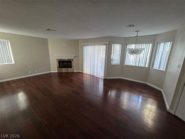 5052 South Rainbow Boulevard 106, Las Vegas, NV 89118