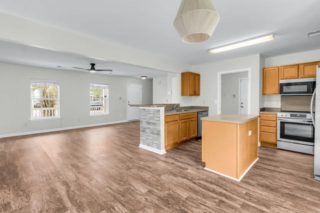 401 Beverly Drive, Summerville, SC 29485