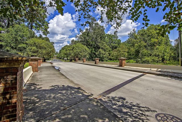401 Beverly Drive, Summerville, SC 29485