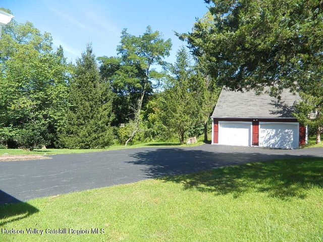 107 Orchard Lane, Hopewell Junction, NY 12533