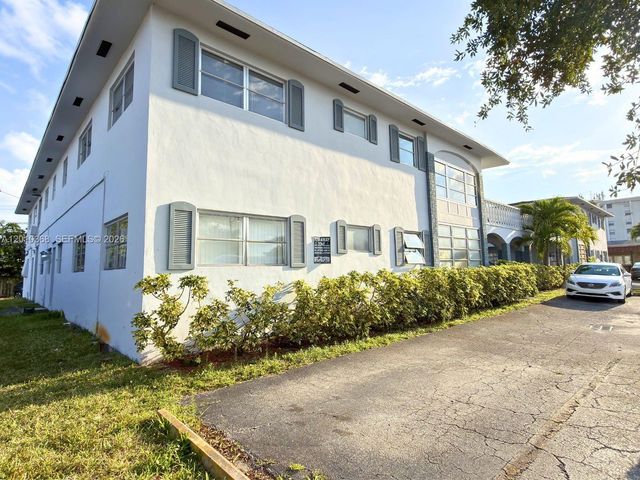 5112 Hollywood Blvd 21, Hollywood, FL 33021
