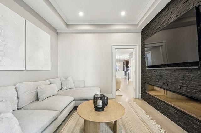 27 Mercer St 1, Boston, MA 02127