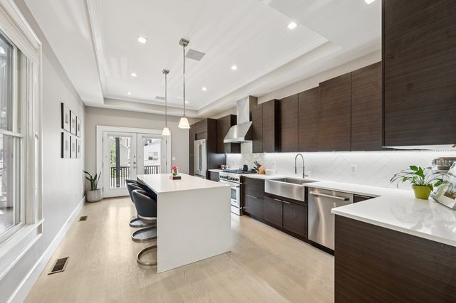 27 Mercer St 1, Boston, MA 02127