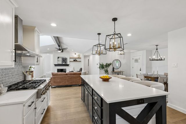 322 Canyon Ridge Drive, Richardson, TX 75080