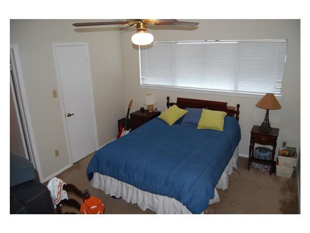 806 W24 ST 105, Austin, TX 78705