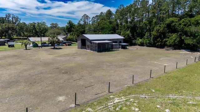 830 NW 111TH LANE, Oxford, FL 34484