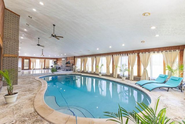 830 NW 111TH LANE, Oxford, FL 34484
