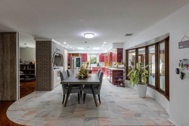 830 NW 111TH LANE, Oxford, FL 34484