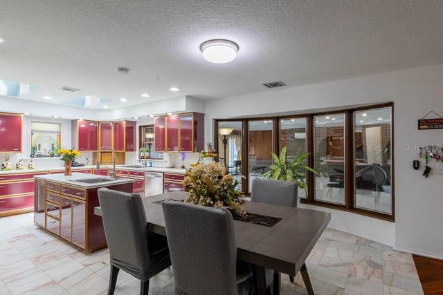 830 NW 111TH LANE, Oxford, FL 34484