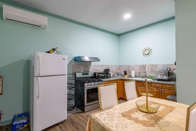 830 NW 111TH LANE, Oxford, FL 34484