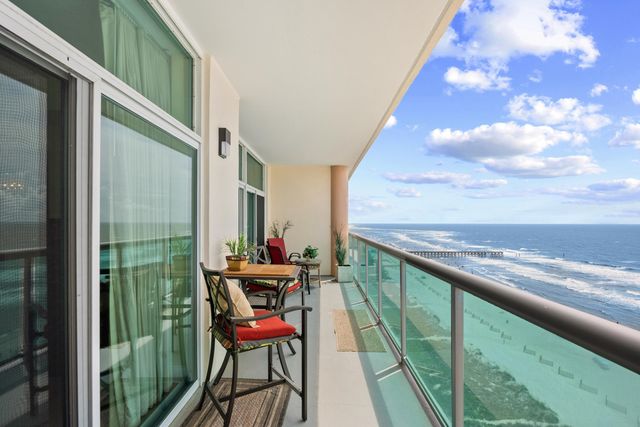 5700 North Ocean Blvd. PH5, North Myrtle Beach, SC 29582