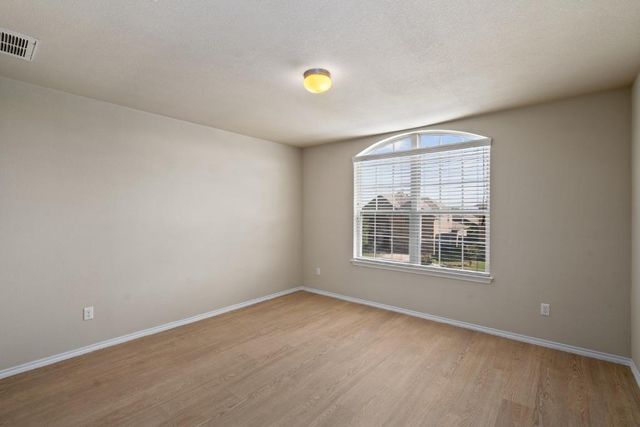 119 Buescher CV, Hutto, TX 78634