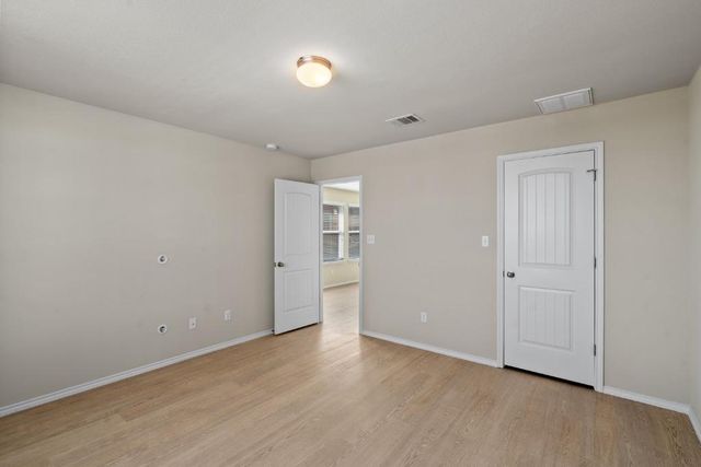 119 Buescher CV, Hutto, TX 78634