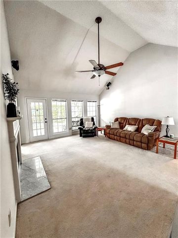 2085 HUNTINGTON HILL Trace, Buford, GA 30519
