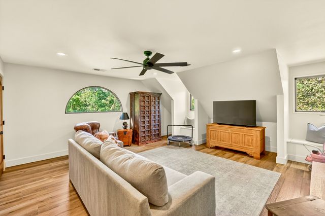 2153 Williamsport Pike, Columbia, TN 38401