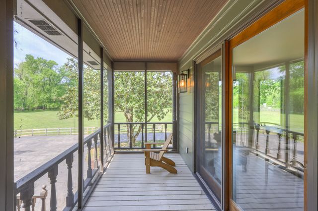 2153 Williamsport Pike, Columbia, TN 38401