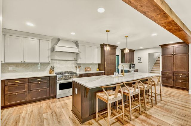 2153 Williamsport Pike, Columbia, TN 38401