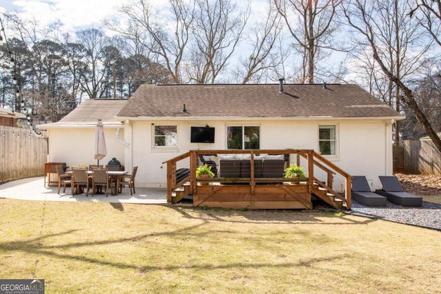 545 Woodale Drive SE, Smyrna, GA 30080