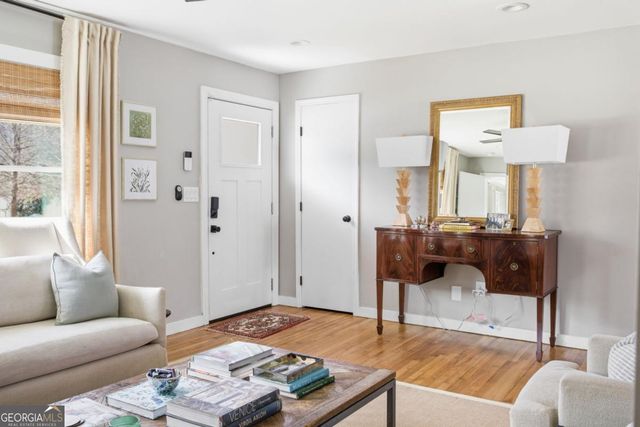 545 Woodale Drive SE, Smyrna, GA 30080