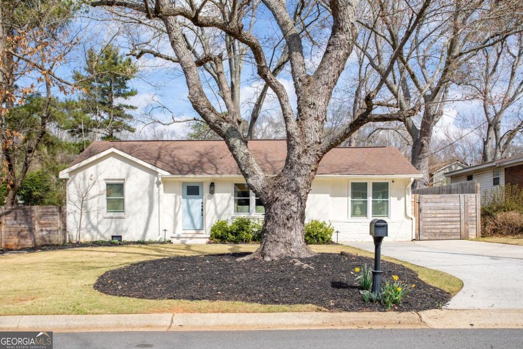 545 Woodale Drive SE, Smyrna, GA 30080