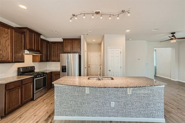 501 Cinnamon Teal LN, Leander, TX 78641