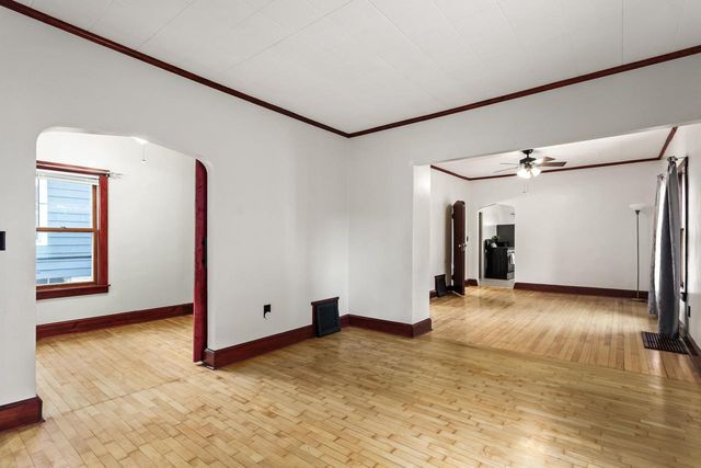 1230 Bay Shore DRIVE, Oshkosh, WI 54901