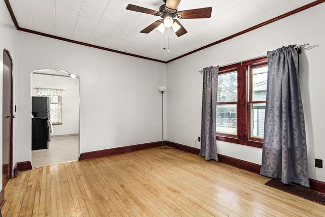 1230 Bay Shore DRIVE, Oshkosh, WI 54901