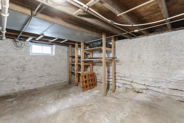 1230 Bay Shore DRIVE, Oshkosh, WI 54901