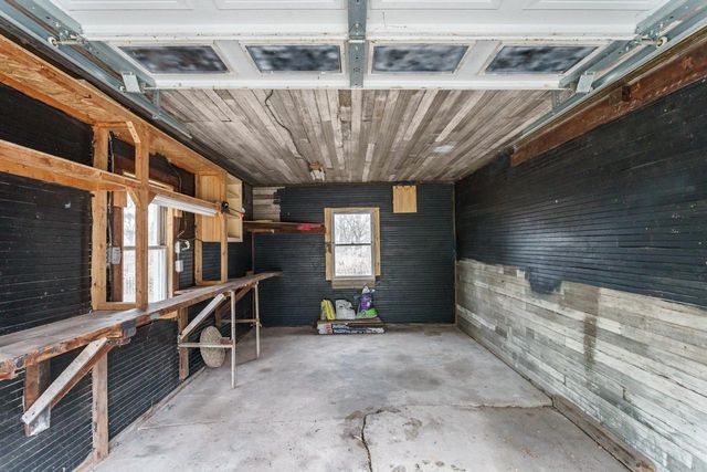 1230 Bay Shore DRIVE, Oshkosh, WI 54901