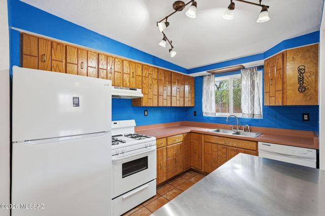3340 E Bermuda Street, Tucson, AZ 85716